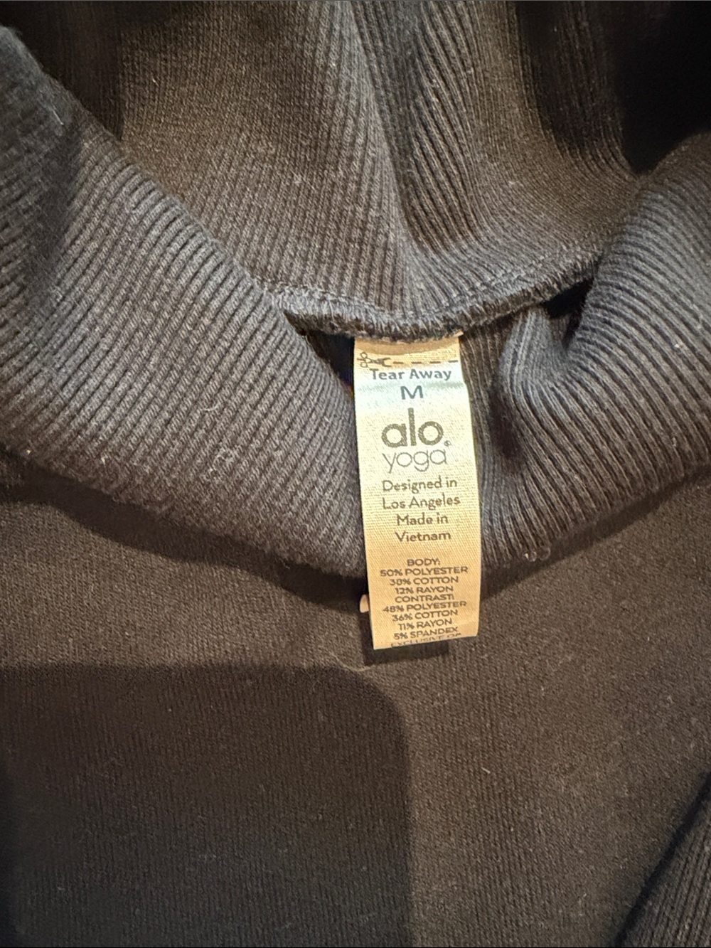 Alo Women’s Black bundle 5 Piece - Picture 3 of 12